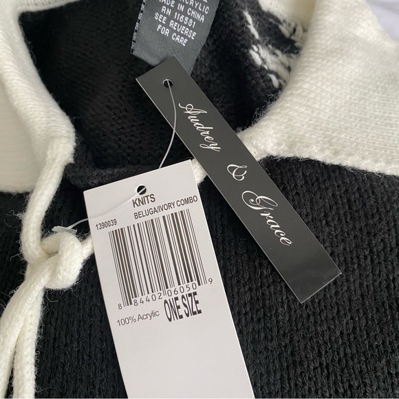 Women’s Knit Floral Pullover Wrap Audrey & Grace Black And White Size OS - Picture 4 of 5